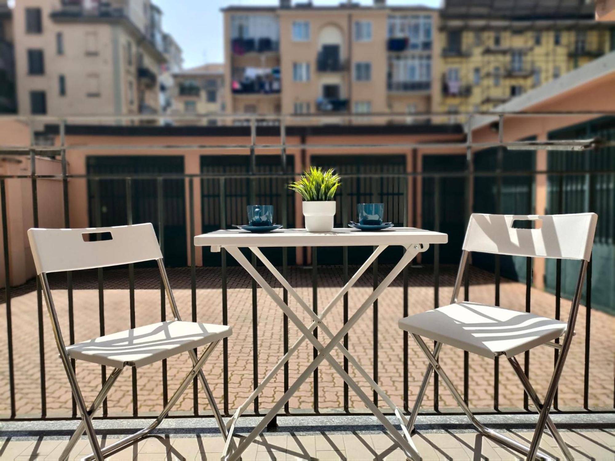 Beautiful Suite Near Metro Torino Kültér fotó